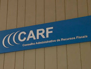 Carf afasta prescrição intercorrente em caso sobre interposição fraudulenta